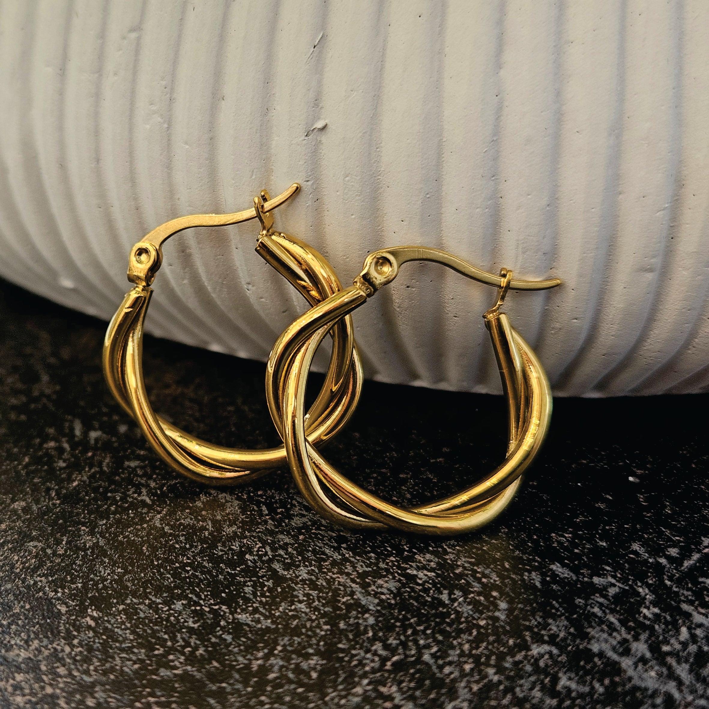 CARLOTA Gold: Twisted Metal Strands Hoop Earrings