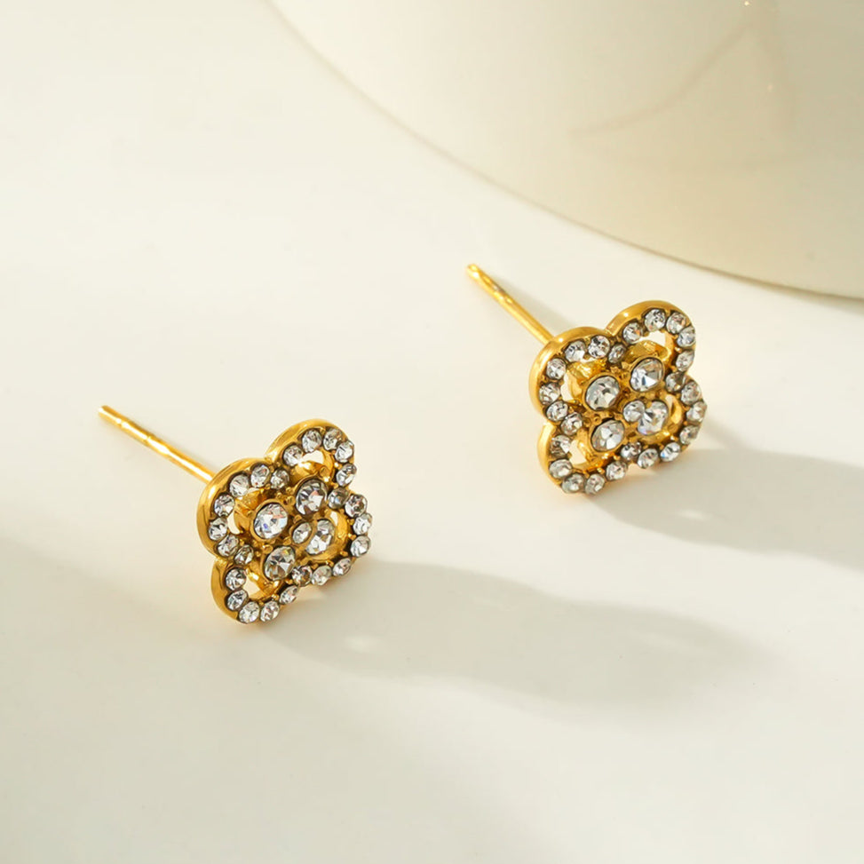 SANIBELL Gold: Clover Shaped Pavé Zirconia Stud Earrings